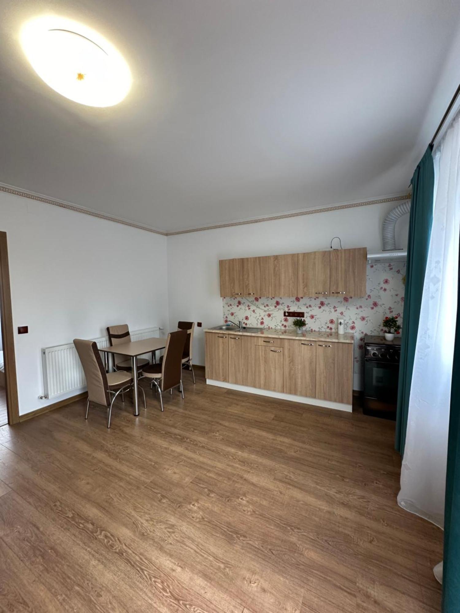 Apartament Pruneanu Cîmpia Turzii Exteriér fotografie